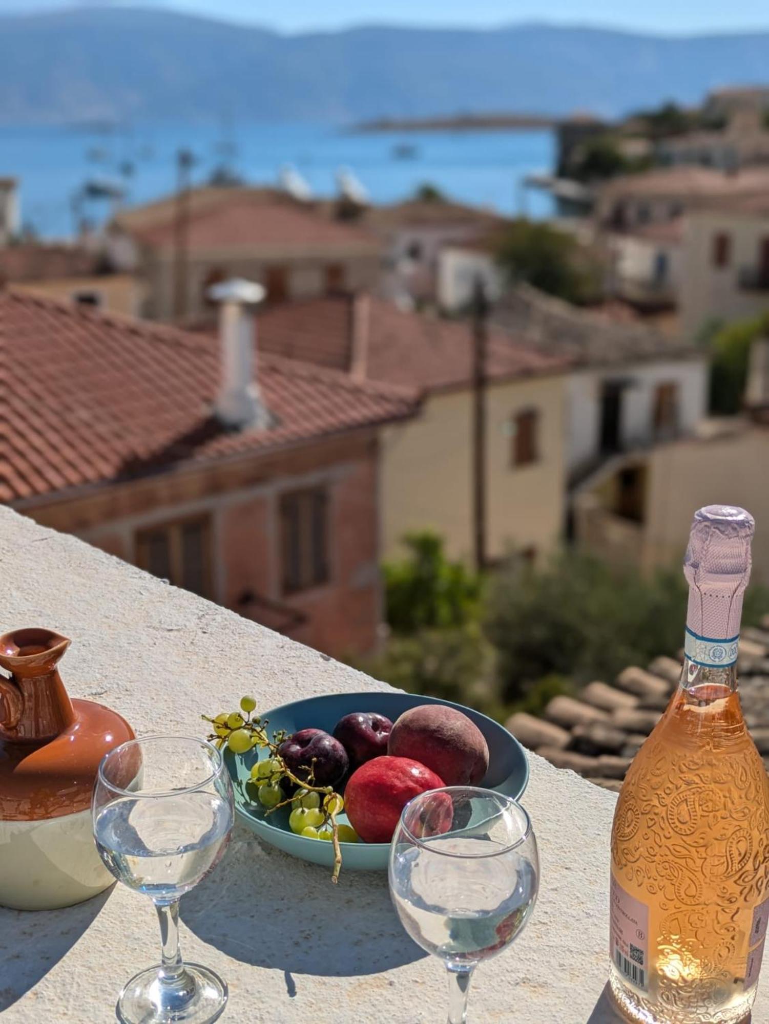 Galaxidi Authentic Rooftop House Exterior photo